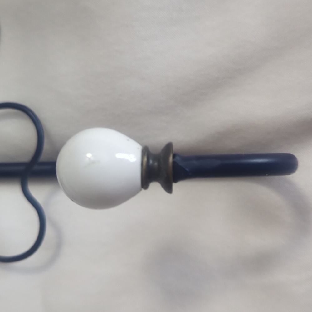 Wall Hook Wire Flower Navy Blue and Cream - Picture 4 of 9